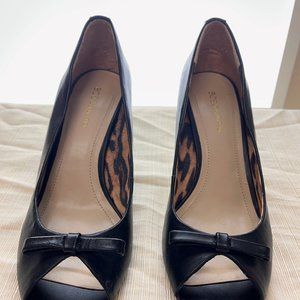 Women BCBG Black shoes